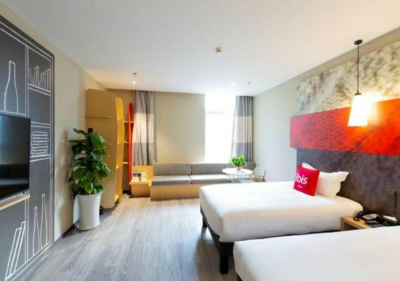 Ibis Xi'An Small Goose Pagoda Hotel Buitenkant foto