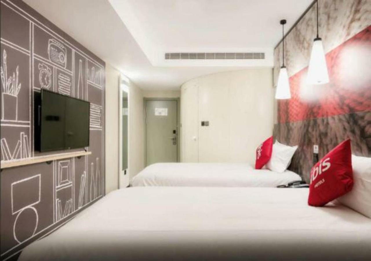 Ibis Xi'An Small Goose Pagoda Hotel Buitenkant foto